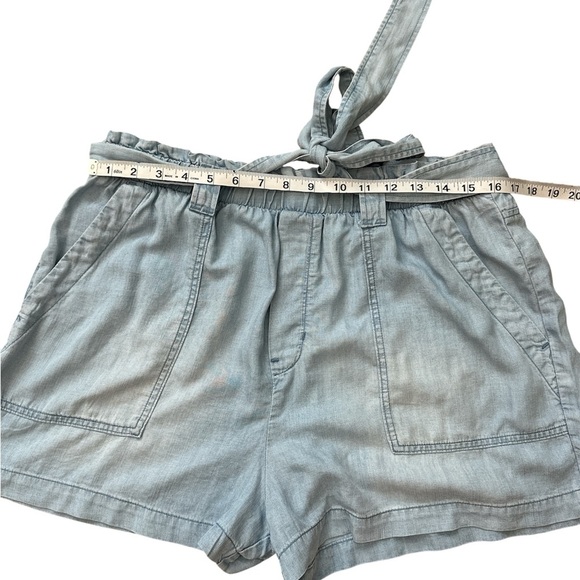 BELLA DAHL High Waist Light Blue Shorts size L - Picture 4 of 5